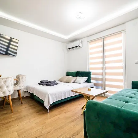 Apartman Panorama V Lux