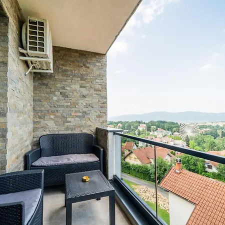 Panorama V Lux Apartman *