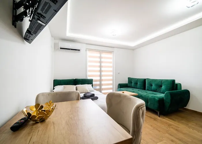 Apartment Panorama V Lux *